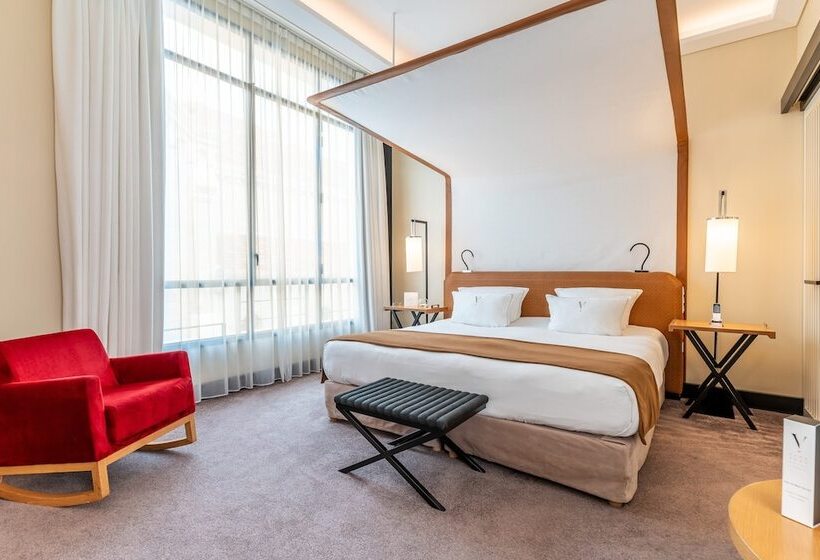 اتاق اجرایی, Five Seas By Inwood Hotels