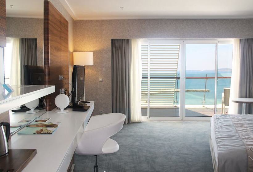 Номер Deluxe, Gold Island Selected