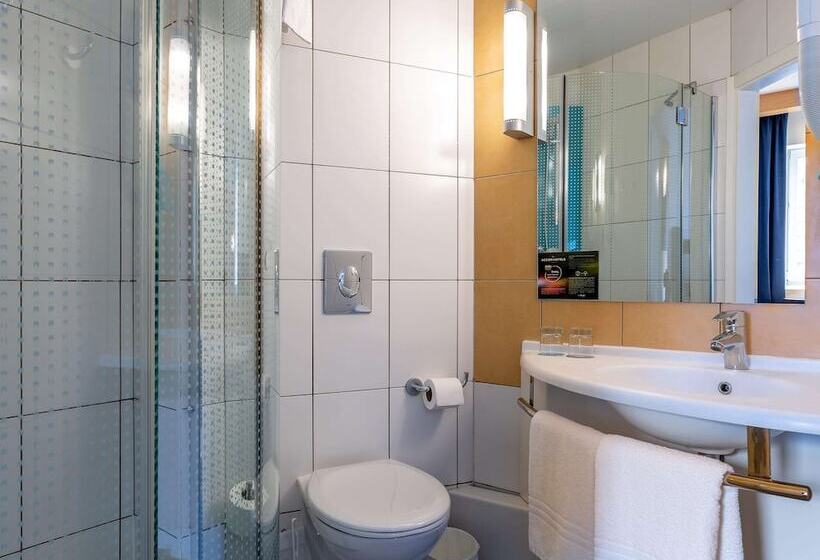 اتاق خانوادگی, Ibis Kyiv City Center