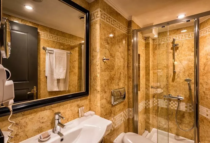 اتاق استاندارد, Maison Grecque Hotel Extraordinaire