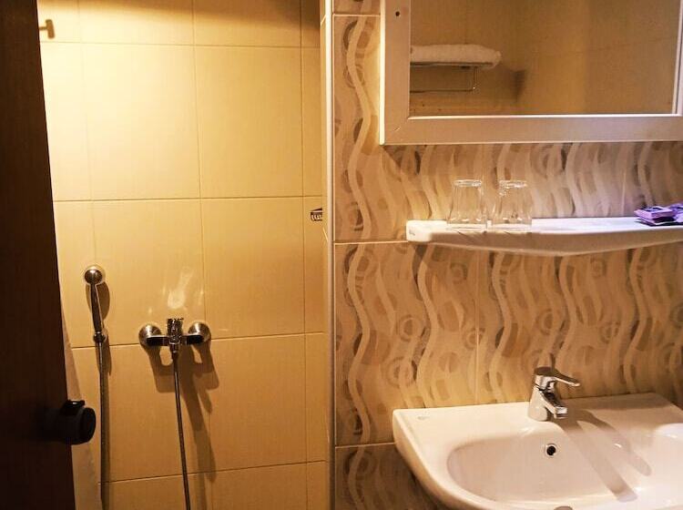 غرفة إقتصادية رباعية, Pal Beach