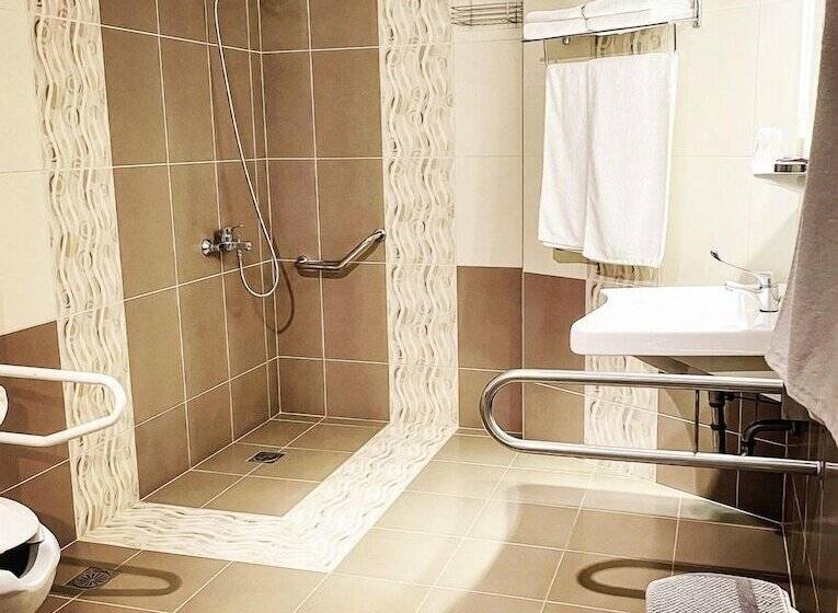 غرفة إقتصادية رباعية, Pal Beach