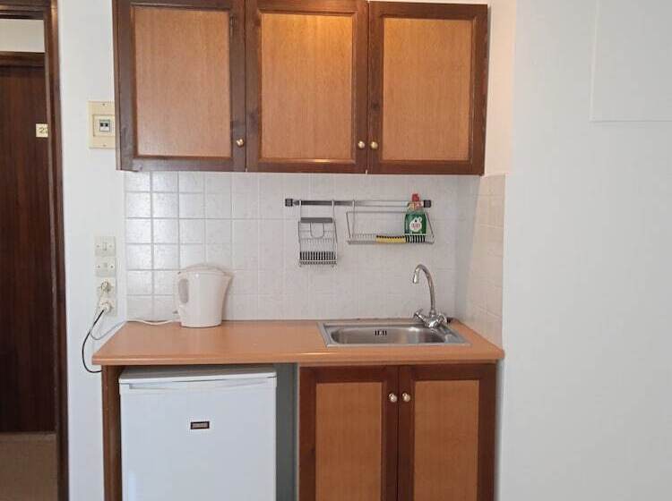 חדר סטנדרט לארבעה נוף לים, Pal Beach