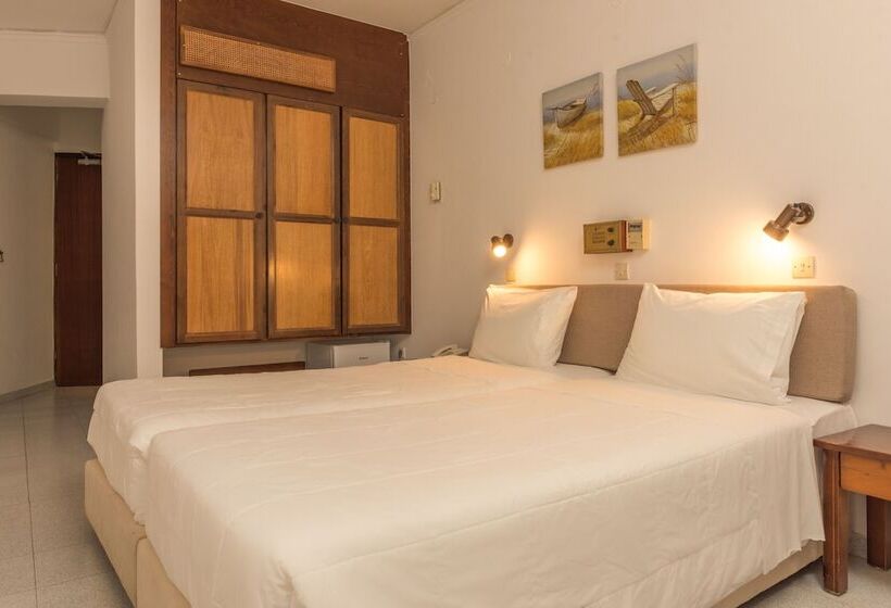 غرفة إقتصادية, Pal Beach