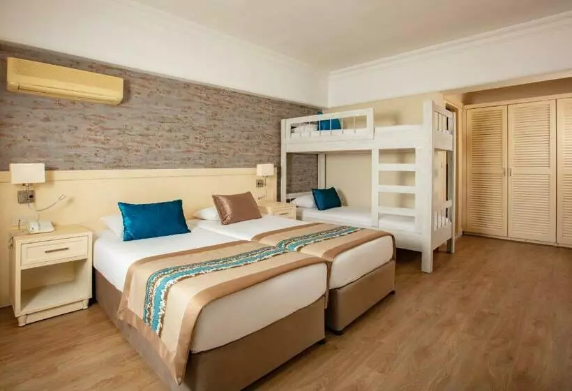 4 Bett Standardzimmer, Palmin