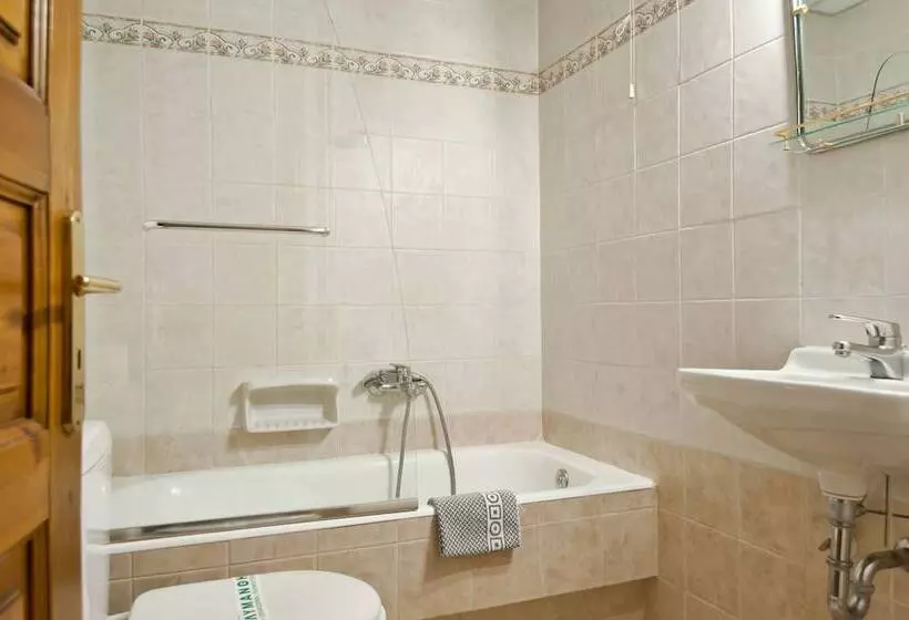 Chambre Standard, Pan