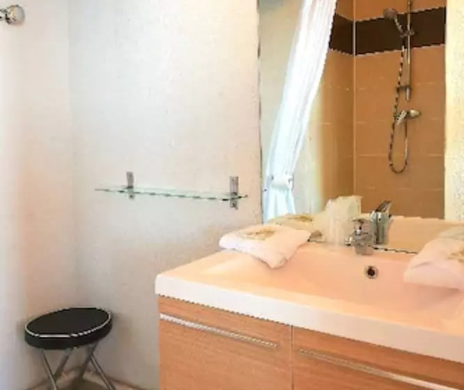 Standard-studio Parivuode, Residence Les Calanques