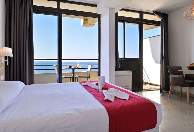 Студия Стандарт Двуспальная Кровать, Residence Les Calanques