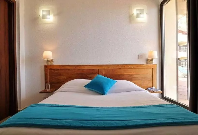 Huoneisto 2 Makuuhuonetta Merinäkymä, Residence Les Calanques