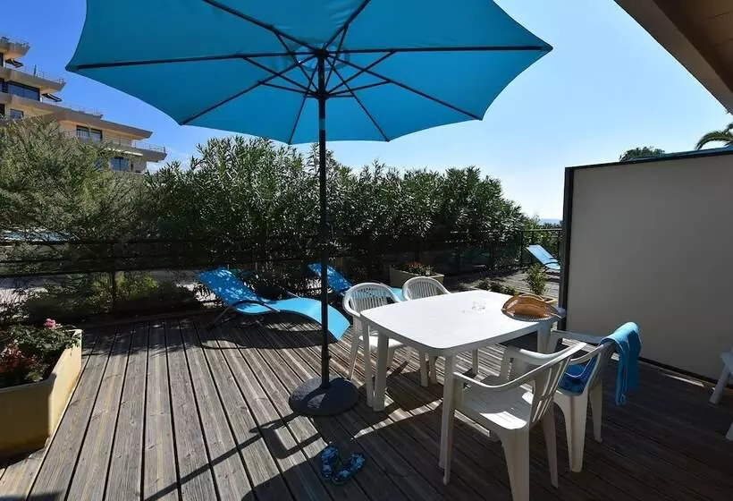 Huoneisto 1 Makuuhuone Puutarhanäkymä, Residence Les Calanques