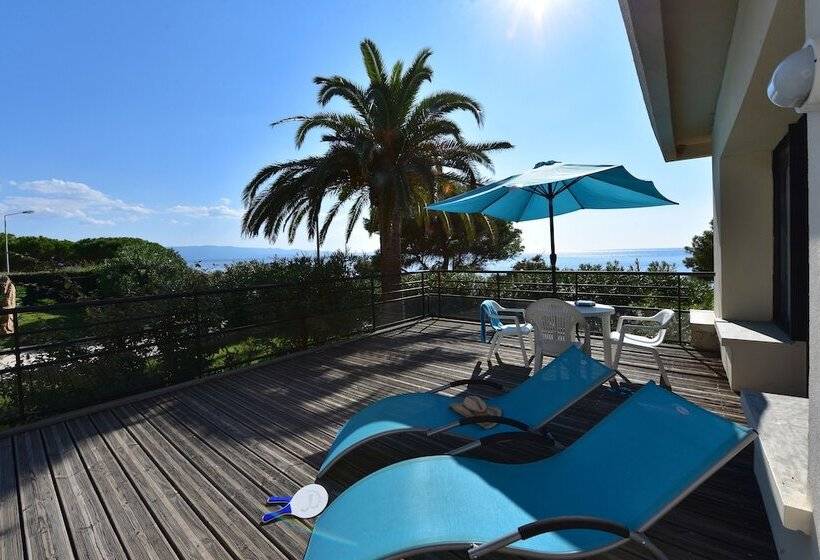 Апартаменты 1 Спальня Вид на Сад, Residence Les Calanques