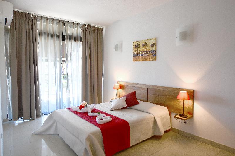 Апартаменты 1 Спальня Вид на Сад, Residence Les Calanques