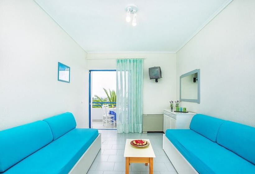 غرفة عائلية مطلّة علي البحر, Xenios Port Marina