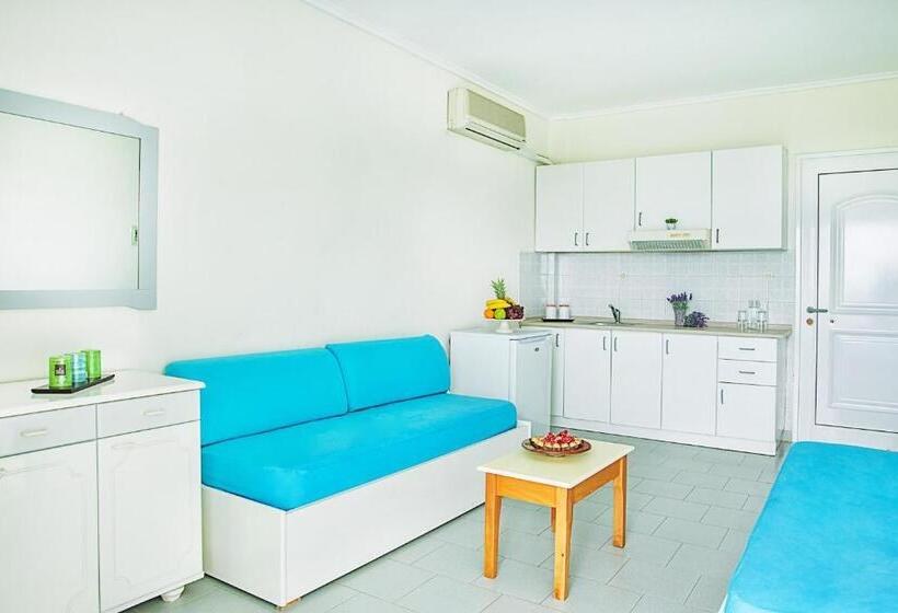 غرفة عائلية مطلّة علي البحر, Xenios Port Marina