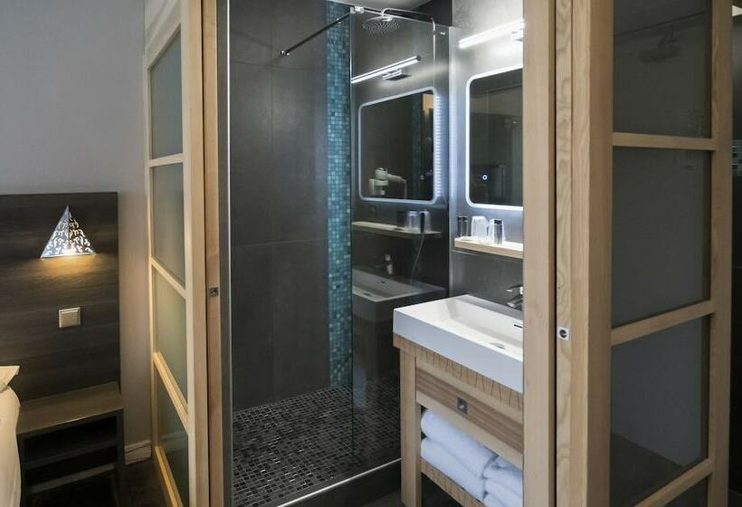 غرفة قياسية, Logis Hotel Restaurant Spa Les Oliviers