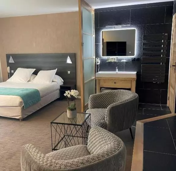 ハイドロマッサージバス付きスイート, Logis Hotel Restaurant Spa Les Oliviers