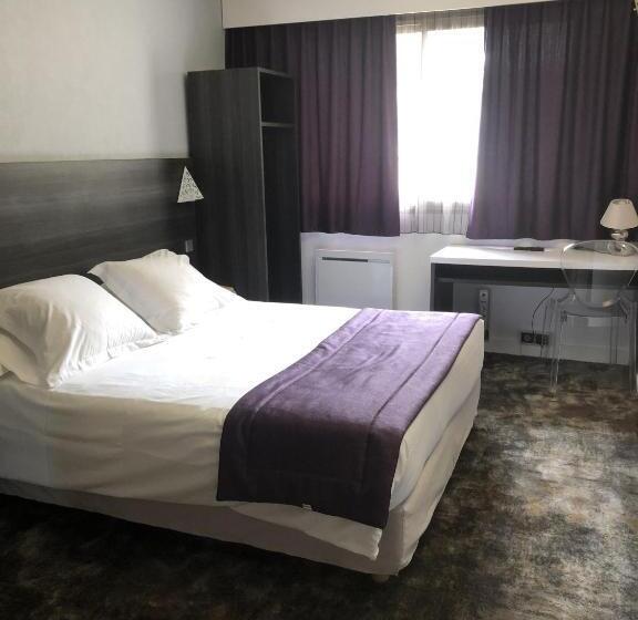 غرفة قياسية, Logis Hotel Restaurant Spa Les Oliviers