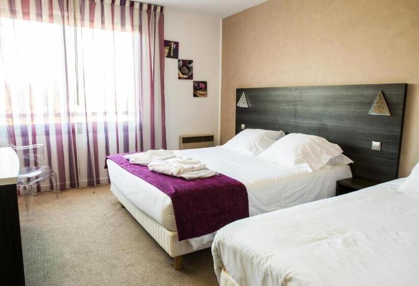 غرفة سوبيريور, Logis Hotel Restaurant Spa Les Oliviers