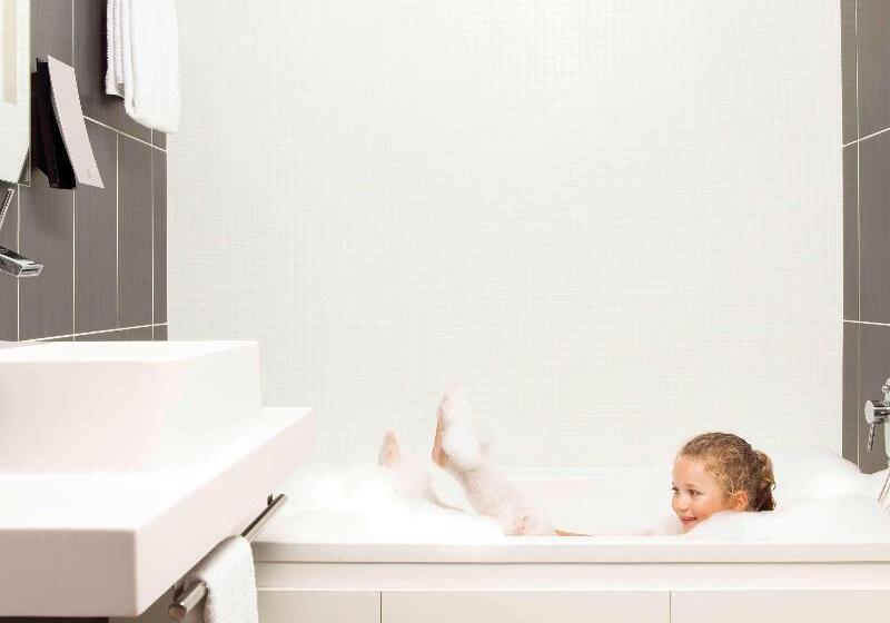 جناح سوبيريور, Novotel Suites Paris Issy Les Moulineaux