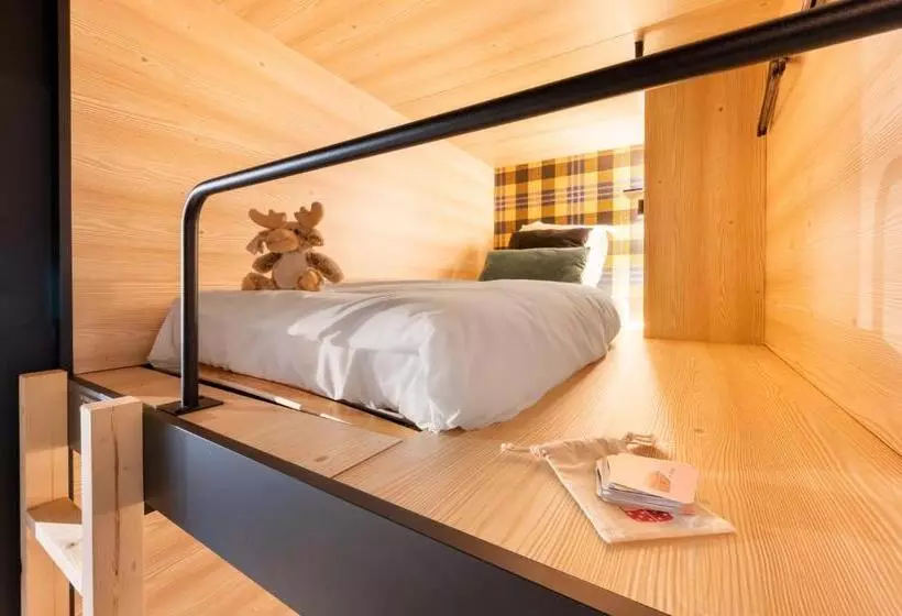 Deluxe Kolmen Hengen Huone, Mamie Megève