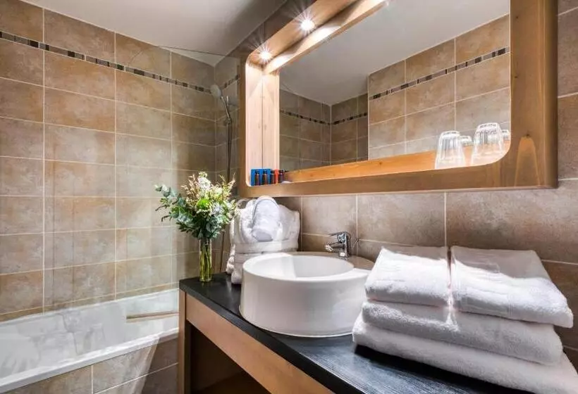 Deluxe Kolmen Hengen Huone, Mamie Megève