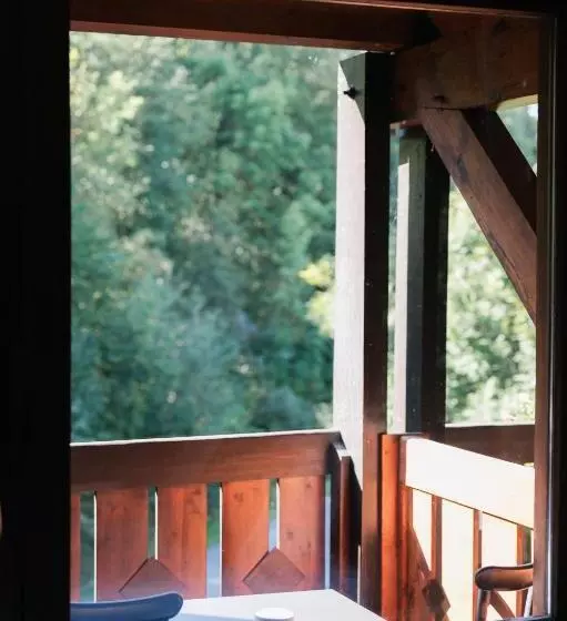 Standard Kolmen Hengen Huone, Mamie Megève