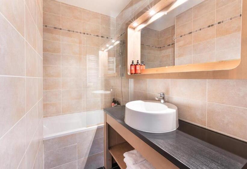 스탠다드 트리플 룸, Mamie Megève