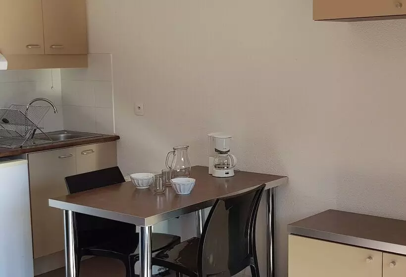 スタンダード４人部屋, Les Blanches Provençales