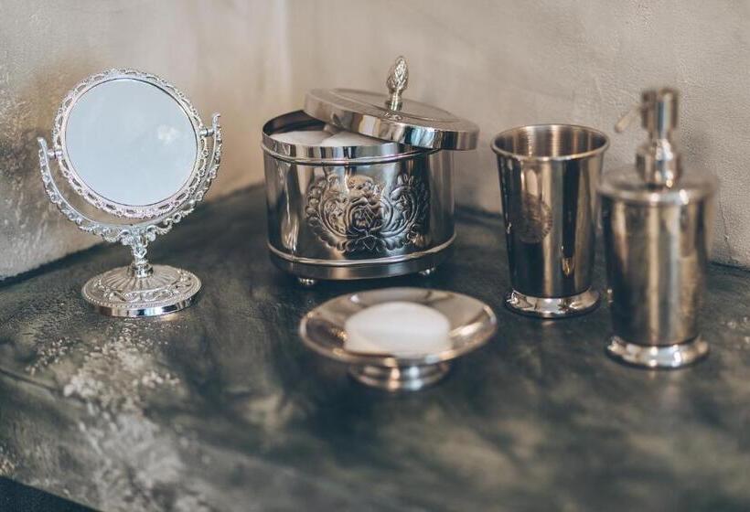 سوئیت با تخت بزرگ, Antica Villa Colonica