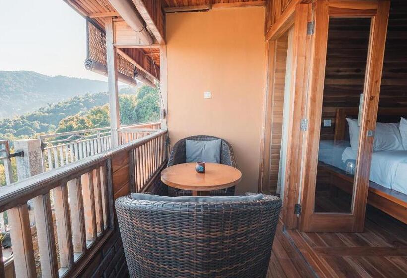 חדר דלוקס, Munduk Panorama