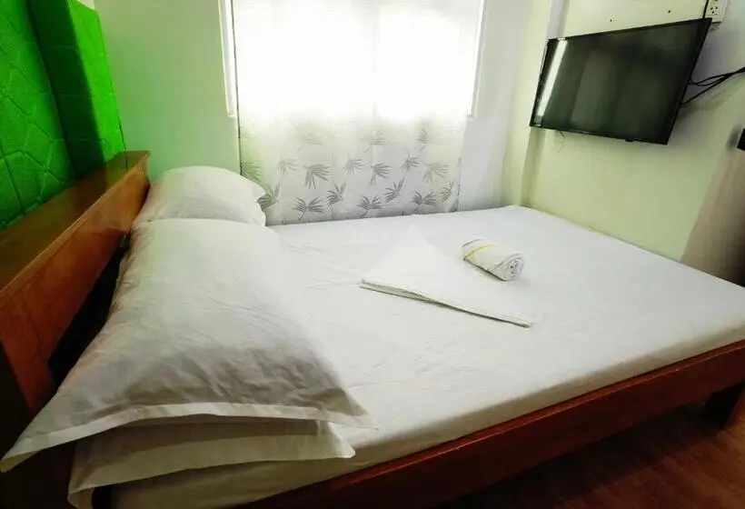 デラックスルーム, Reddoorz At D128 Lodge Cagayan Valley