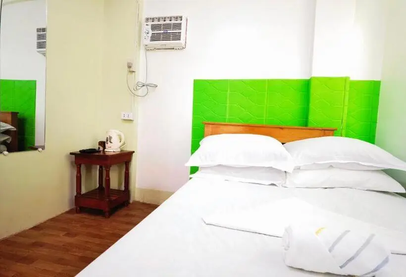 デラックスルーム, Reddoorz At D128 Lodge Cagayan Valley