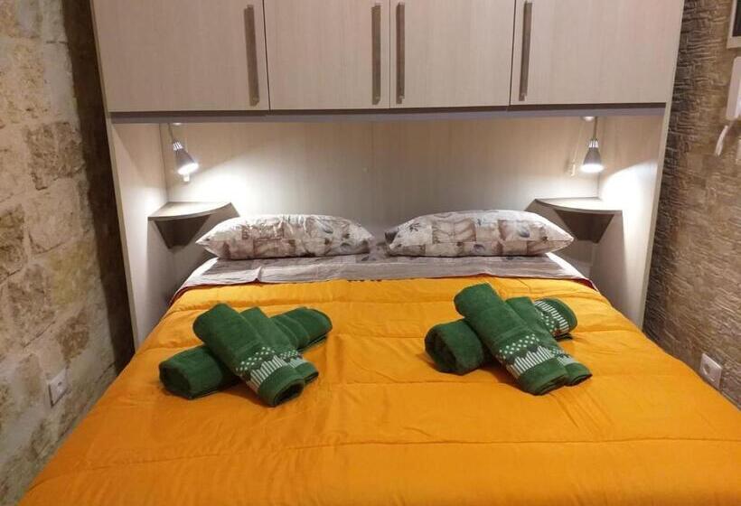 اتاق استاندارد با تخت بزرگ, I Marchesi Del Grillo   Vicinanze Stazione, Campus, Policlinico