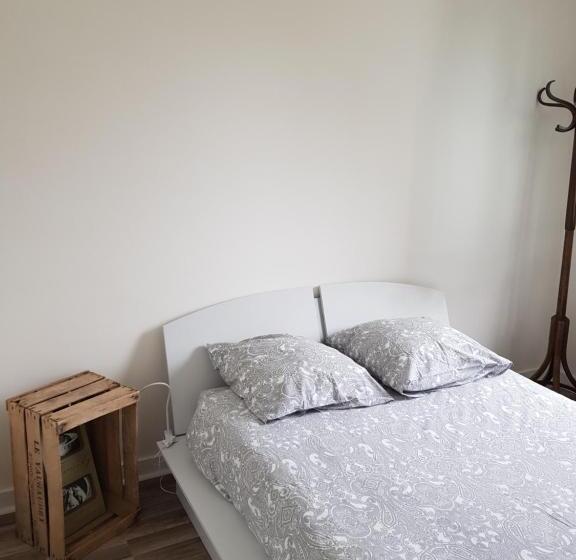 디럭스 룸, La Bodega