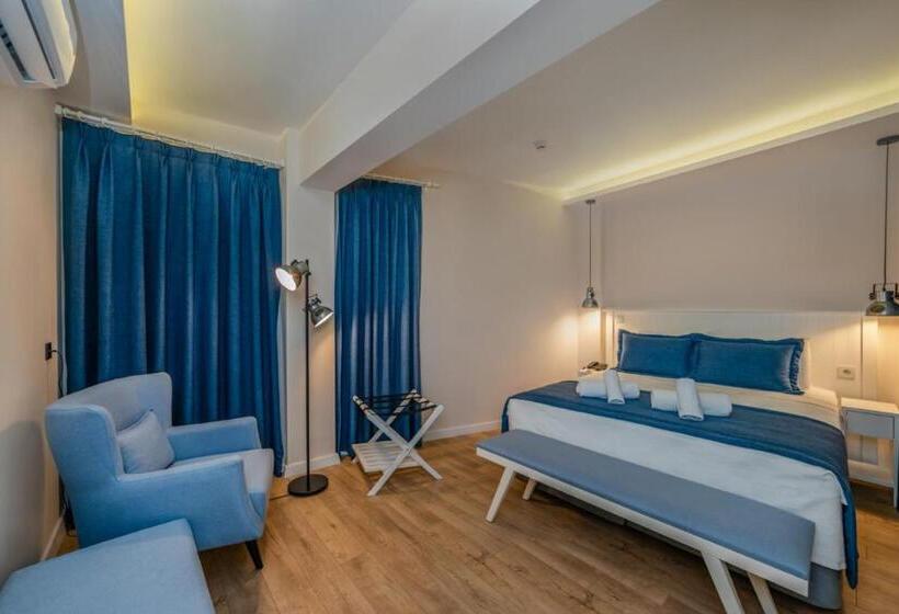 סוויטה משפחתית, Ece Marina Suites