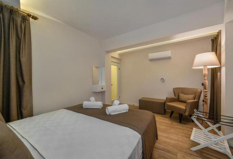 סוויטה, Ece Marina Suites