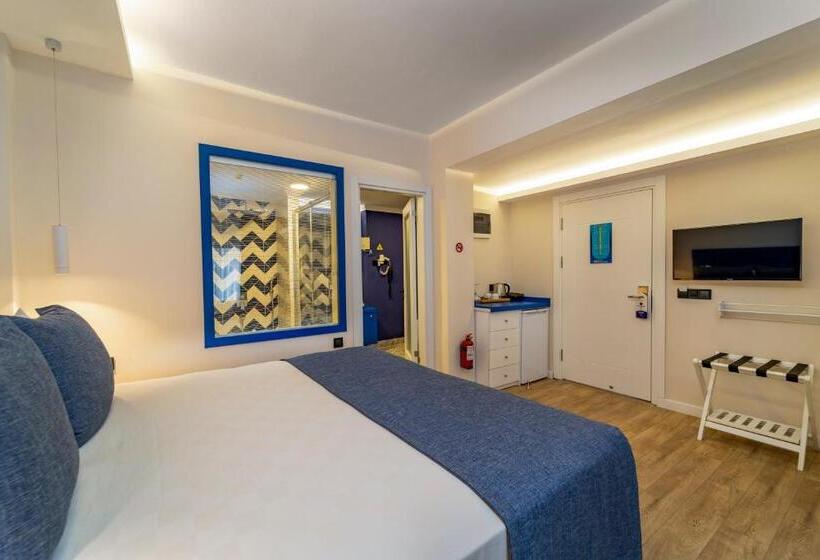 חדר סטנדרט, Ece Marina Suites