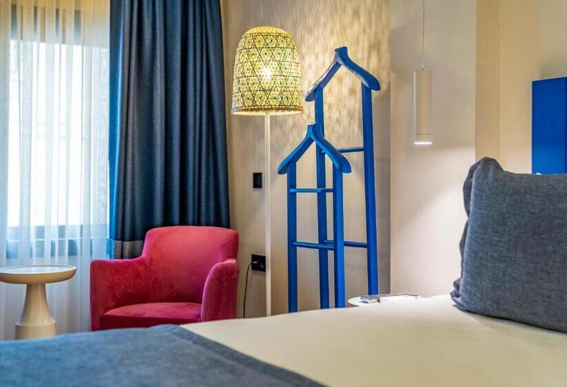 חדר סטנדרט, Ece Marina Suites