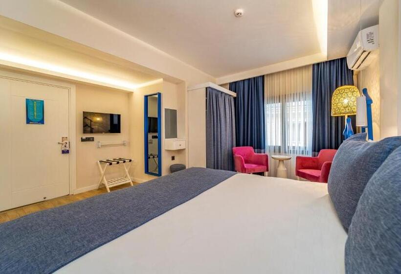 חדר סטנדרט, Ece Marina Suites