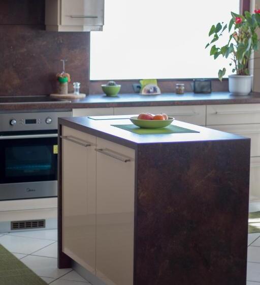 בית, חדר שינה 1, Barátkozó Vendégház