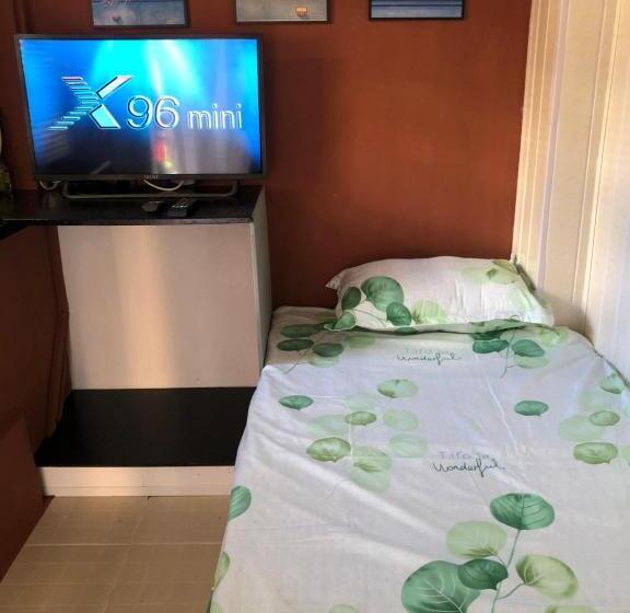 اتاق اکونومی یک تخته, Cozy House