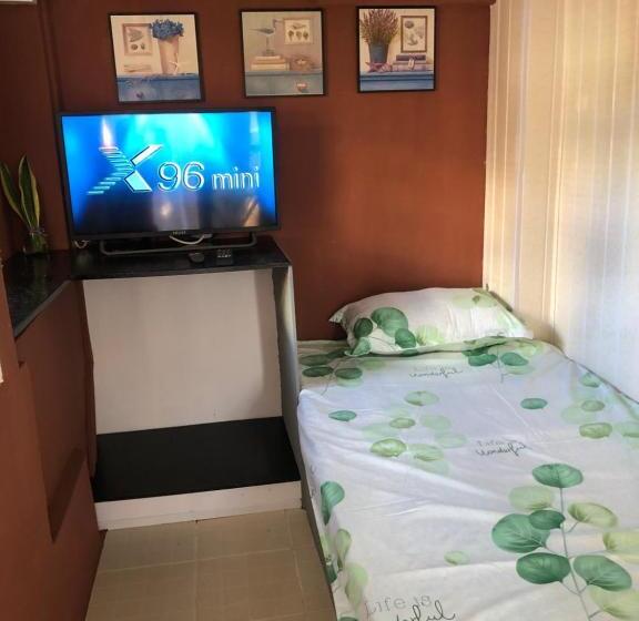 اتاق اکونومی یک تخته, Cozy House