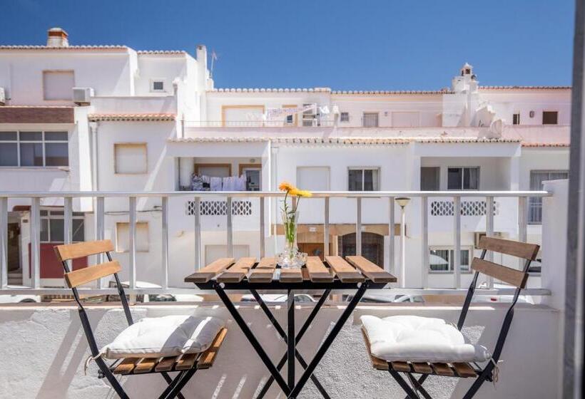 اتاق استاندارد با سرویس بهداشتی مشترک, Alto Mar Inn