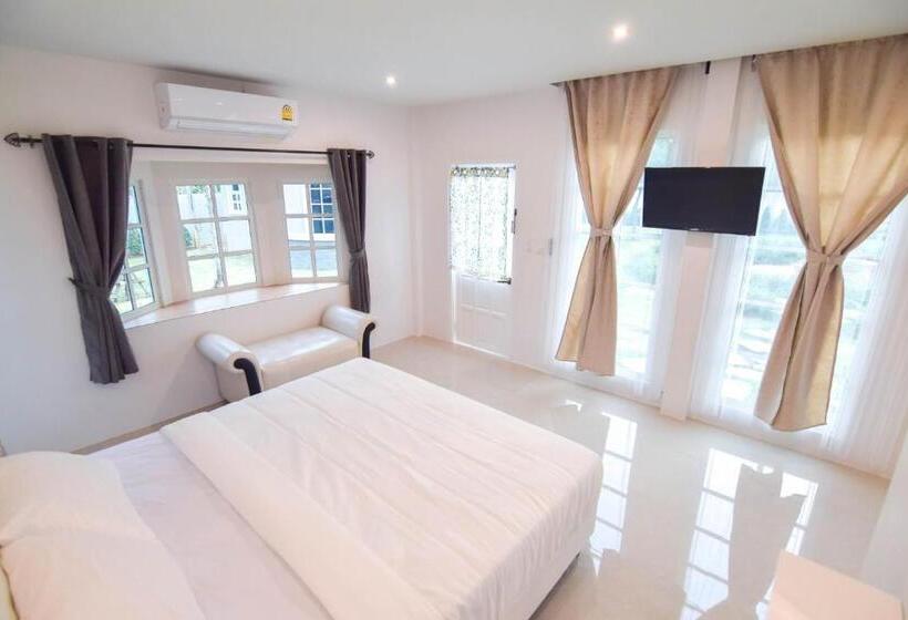 Номер Superior Кровать Кинг, Je T Aime Cafe & Villa