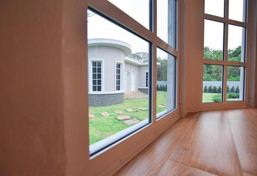 Номер Superior Кровать Кинг, Je T Aime Cafe & Villa