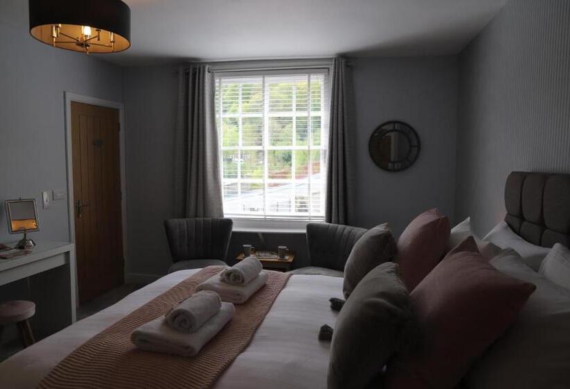 キングサイズベッドのデラックスルーム, Bridgeside Rooms