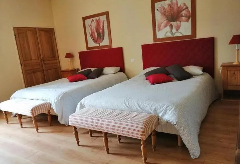 2ダブルベッドのスタンダードルーム, Chambres D´hôtes Le Cèdre Bleu