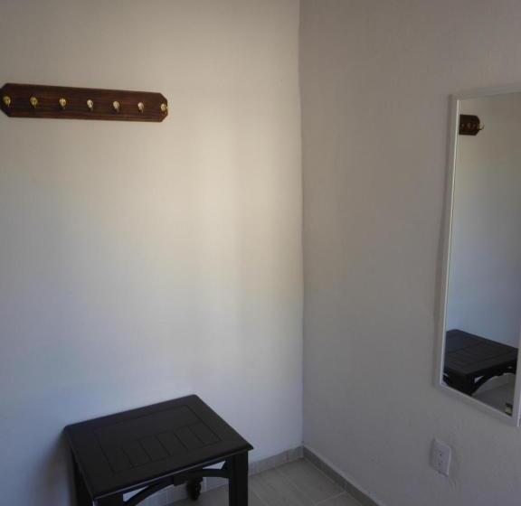 スタンダードルーム, Hostal Casa Clavel