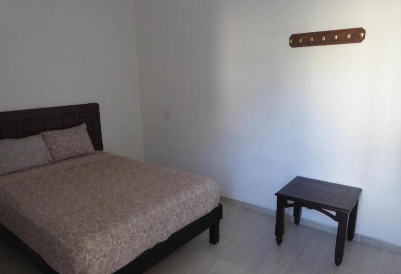 Номер Стандарт, Hostal Casa Clavel