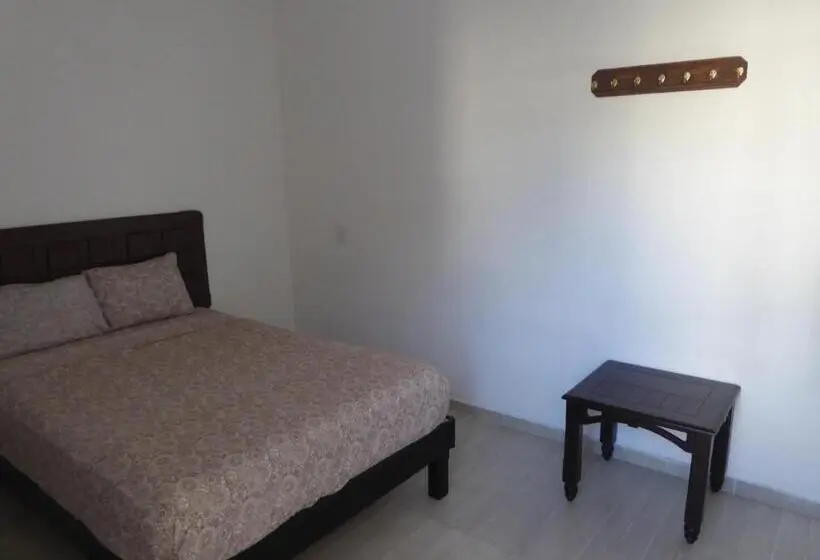スタンダードルーム, Hostal Casa Clavel